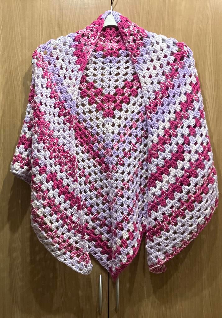 Sjaal// Poncho// omslagdoek.    Handwerk., Verzenden, Nieuw, Sjaal