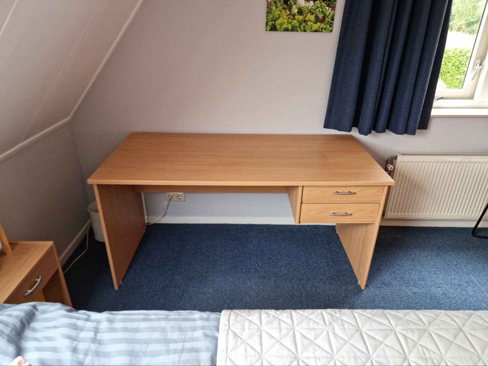 Houten bureau met lades en opbergruimte, Ophalen, Gebruikt, Hout, Bruin