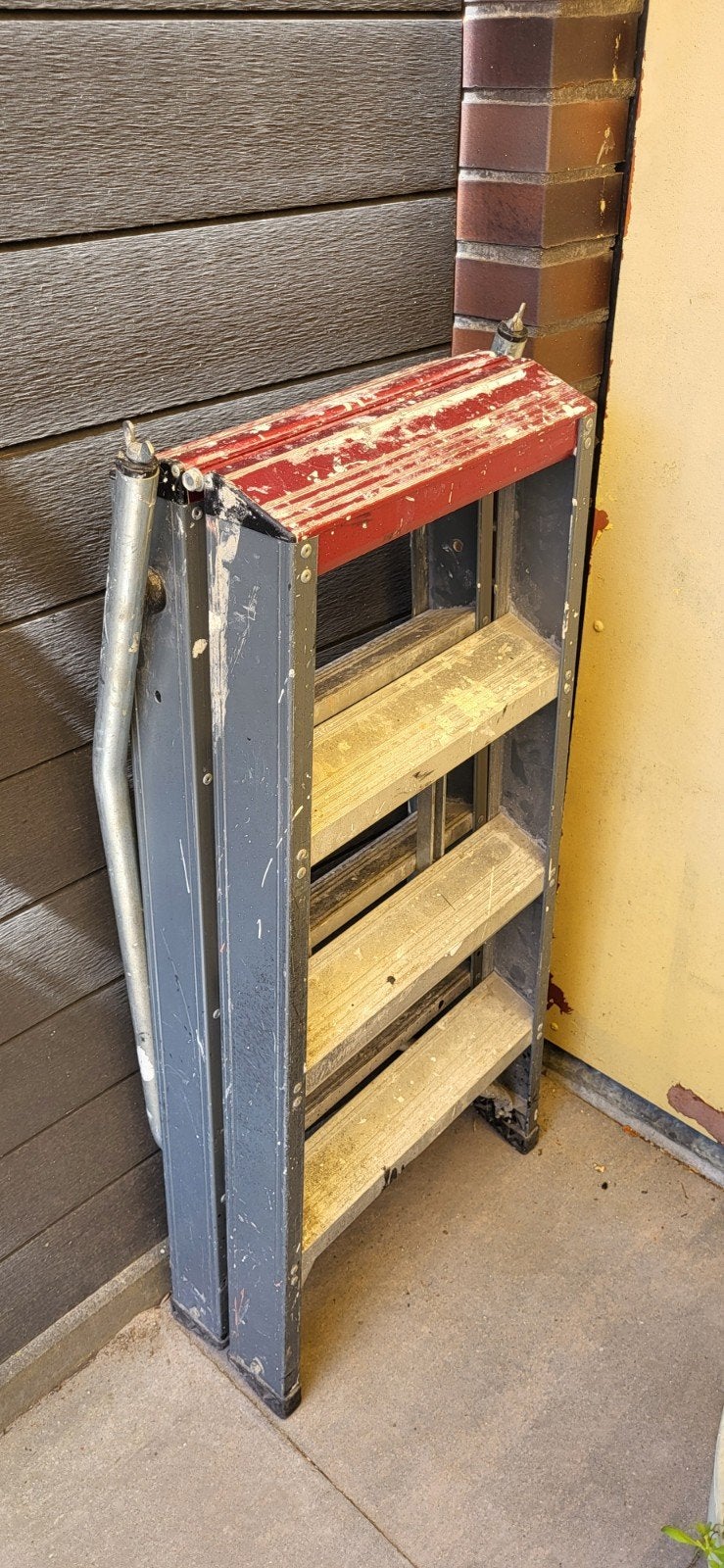 Gebruikte opvouwbare trap - handig en compact, Doe-het-zelf en Verbouw, Ladders en Trappen, Ophalen