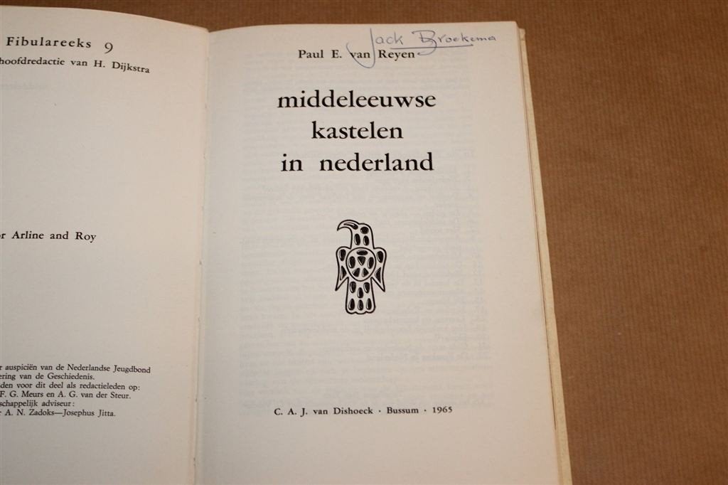 Middeleeuwse Kastelen in NL — Burchten en Verdediging 1965, Ophalen of Verzenden, Gelezen