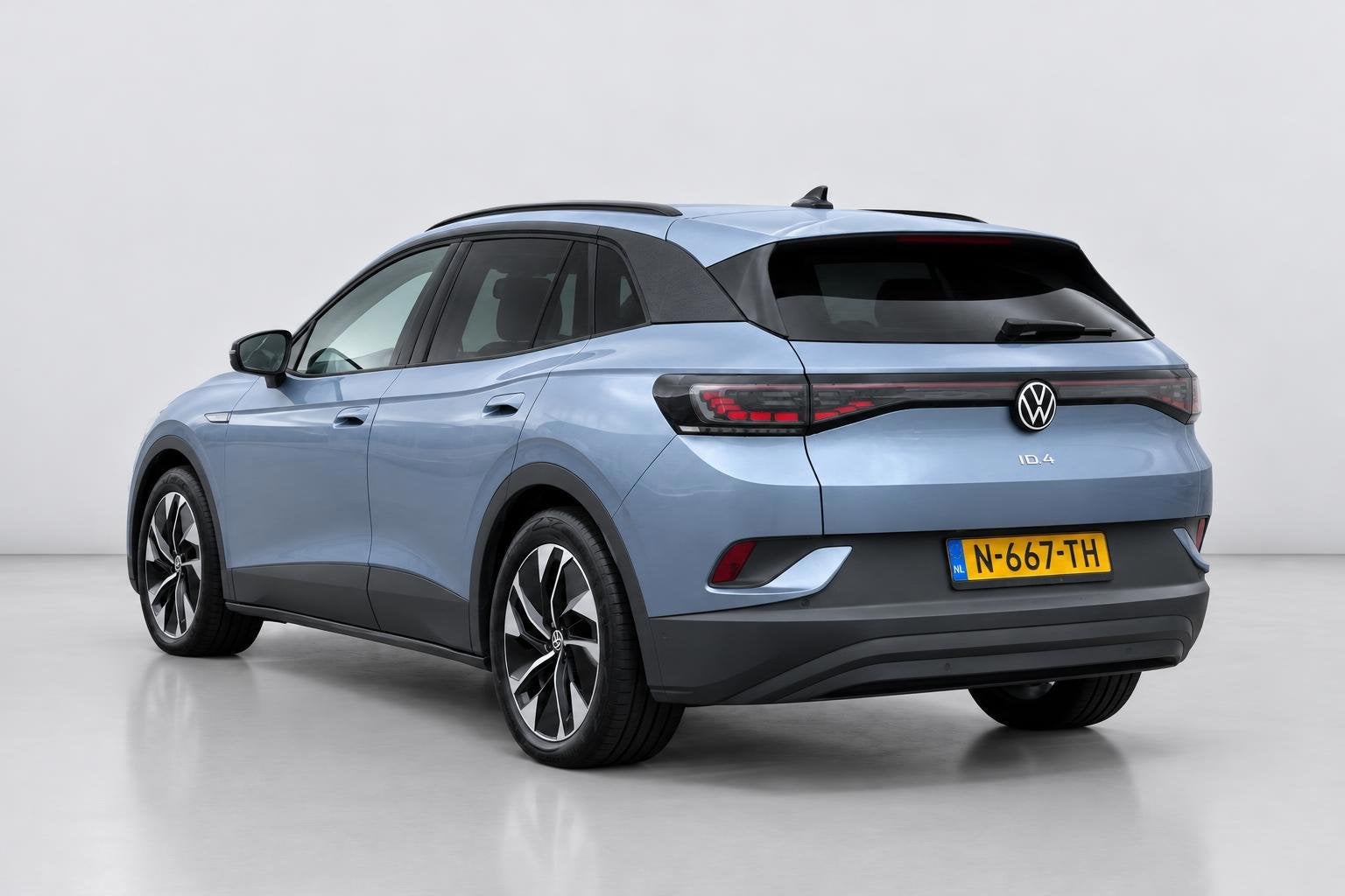 Volkswagen ID.4 Pro 77 kWh LEER PANO TREKHAAK 97% SOH FASE 3, Automaat, Dealer onderhouden, Gebruikt, Blauw