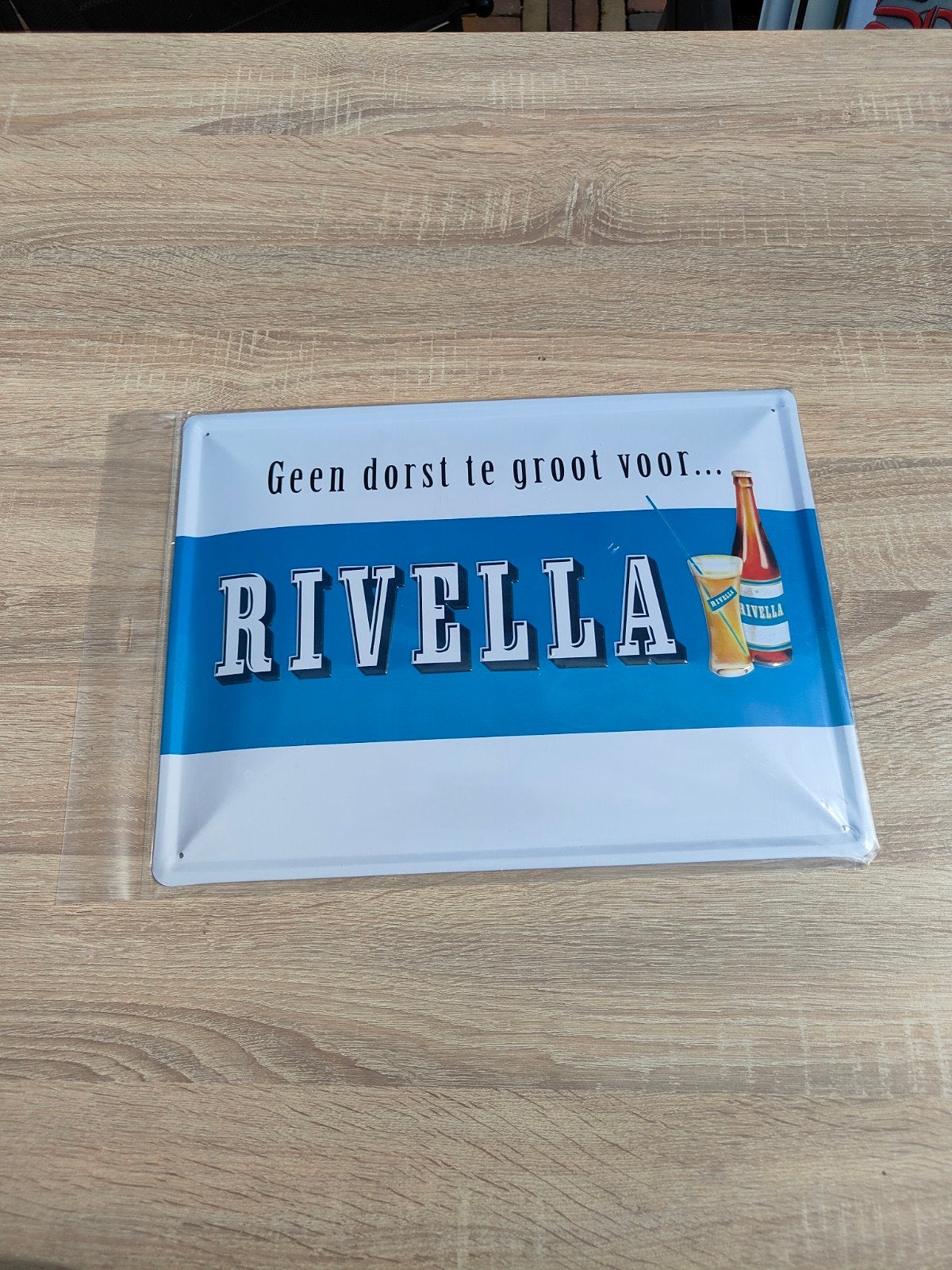 Rivella Reclamebord - Geen dorst te groot voor..., Verzamelen, Ophalen of Verzenden, Zo goed als nieuw, Reclamebord