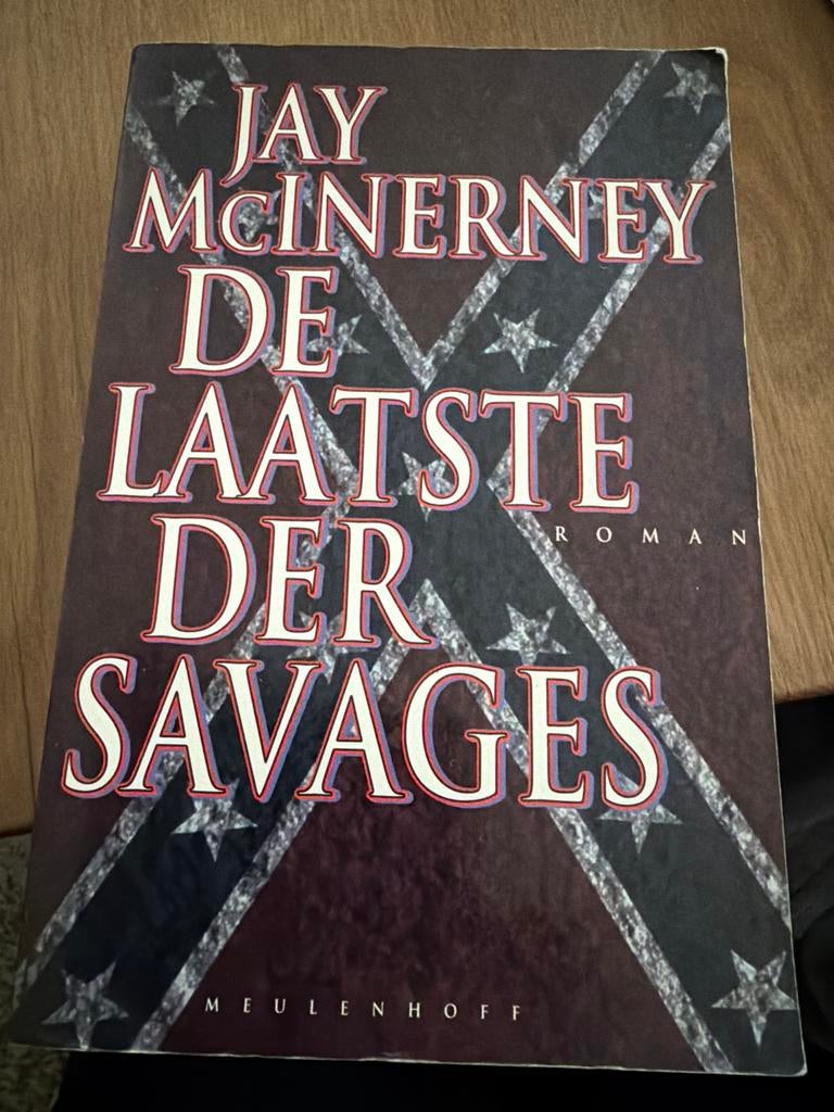 WK7.  Jay McInerney - De Laatste Der Savages (Roman), Ophalen of Verzenden, Gelezen, Nederland