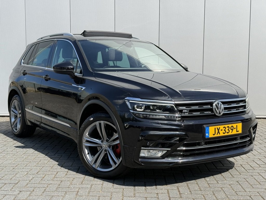 Volkswagen Tiguan 1.4 TSI R-line Panoramadak Trekhaak Carpla, Auto's, Volkswagen, Voorwielaandrijving, 12 maanden, 125 pk, Gebruikt