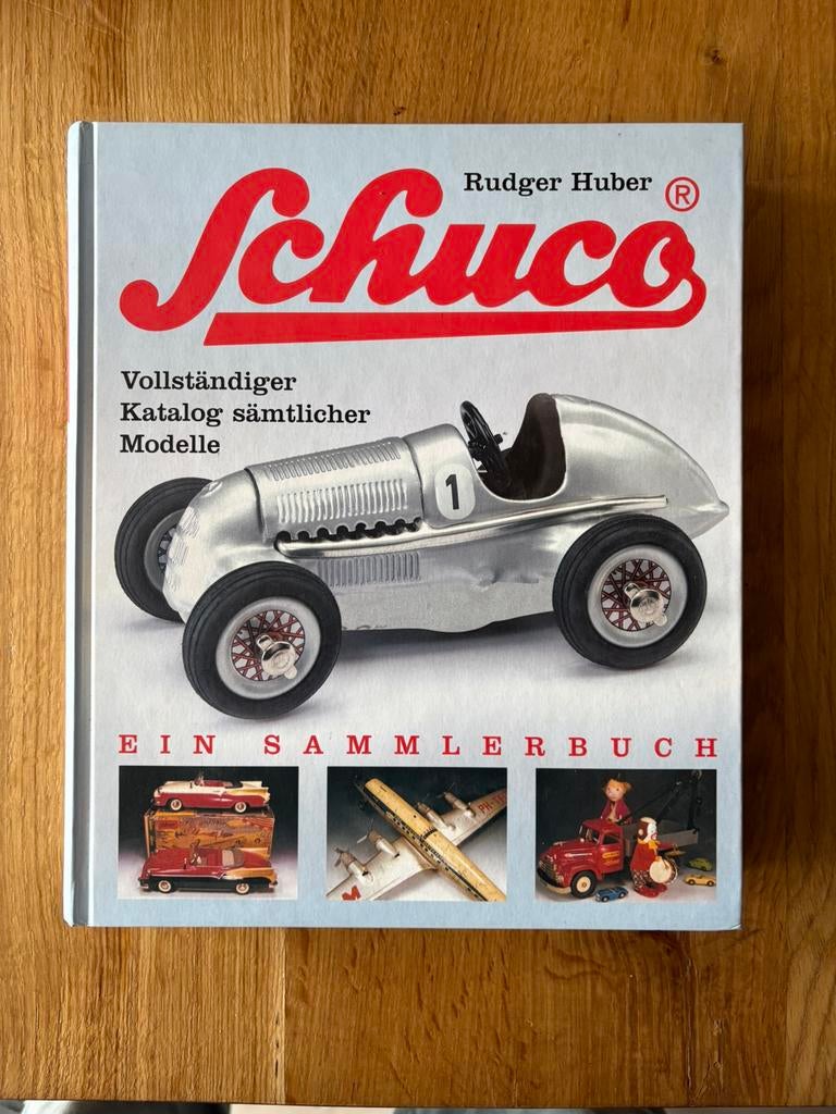 Schuco boek Vollständiger Katalog sämtlicher Modelle, Ophalen of Verzenden, Nieuw, Overige merken