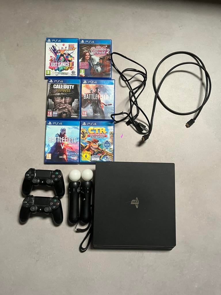 PS4 PRO 1T met veel extra’s als controlers en spellen, Met games, Ophalen of Verzenden, Zo goed als nieuw, 1 TB