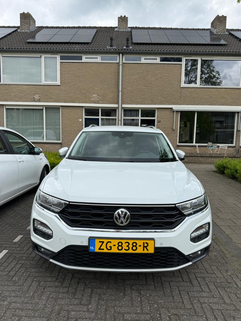 Volkswagen T-Roc 1.0 TSI 116pk 2019 Wit, Auto's, Volkswagen, Particulier, T-Roc, ABS, Achteruitrijcamera, Adaptive Cruise Control