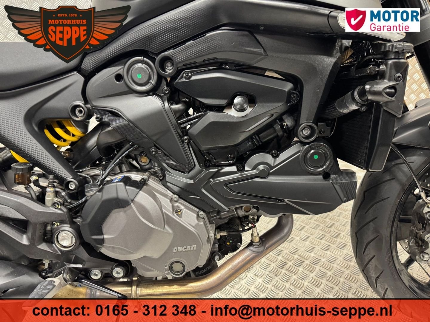 DUCATI MONSTER / MONSTER + 937cc 781 kilometer !!!!! BTW, DUCATI, 2 cilinders, Motorrijbewijs A, Bedrijf