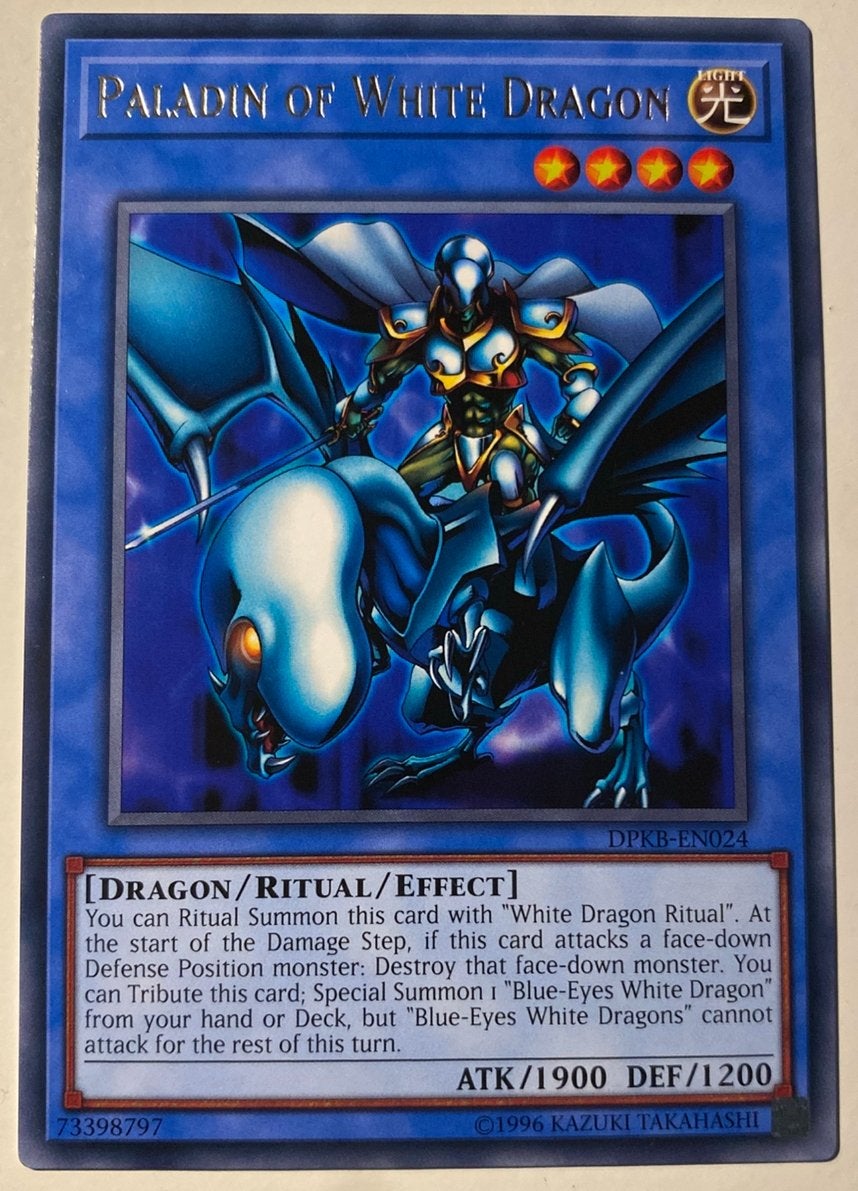 Yu-Gi-Oh! Paladin of White Dragon DPKB 1996 Print !, Ophalen of Verzenden, Zo goed als nieuw, Losse kaart