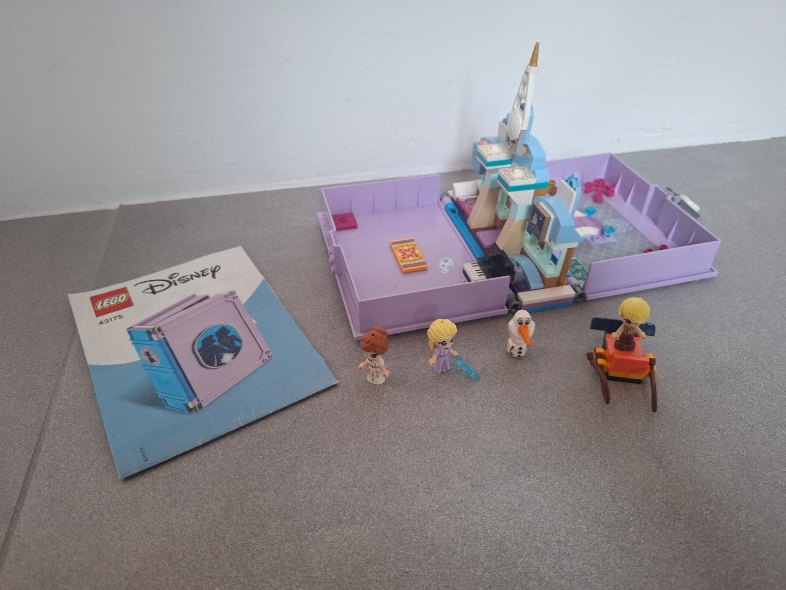 LEGO Disney Frozen 2 Arendelle Kasteel Boek 43175, Ophalen, Gebruikt
