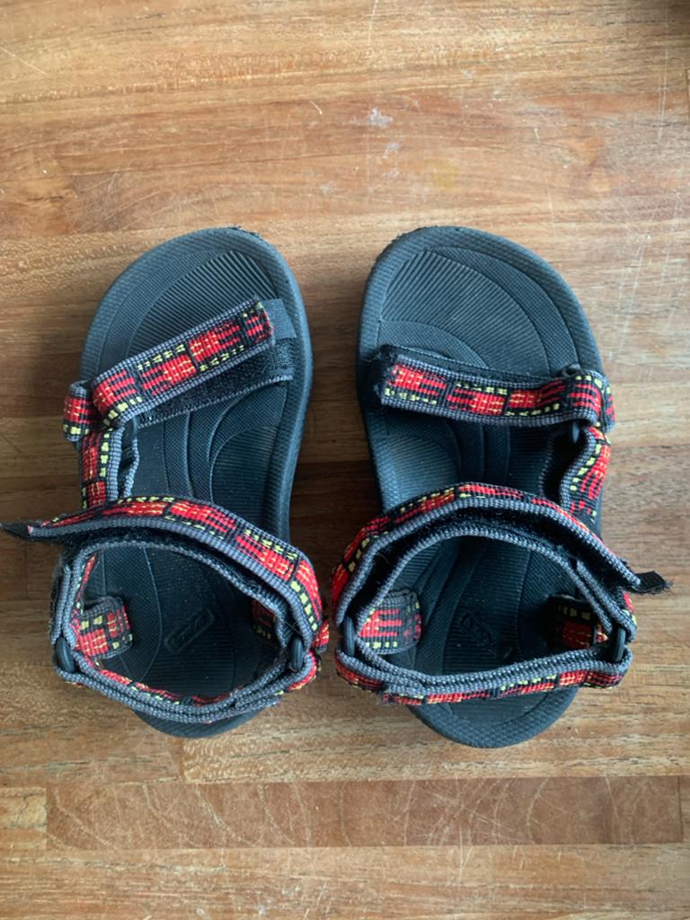 Teva sandalen maat 22.5, Ophalen of Verzenden, Gebruikt, Meisje, Overige typen