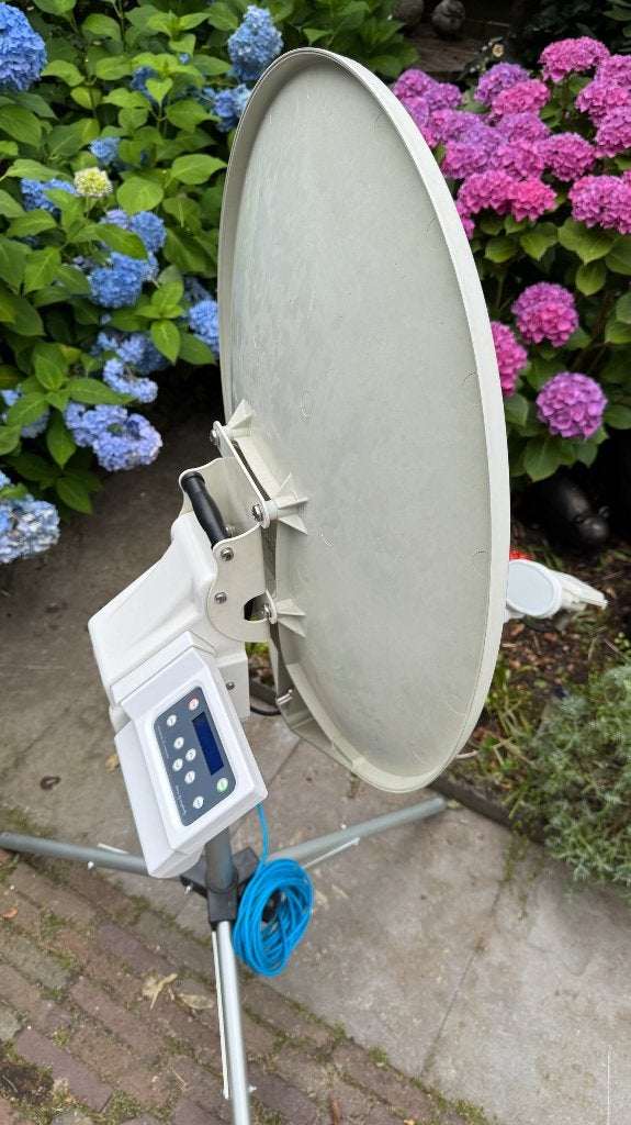 Volautomatische schotelantenne, Ophalen of Verzenden, Gebruikt, (Schotel)antenne, Overige merken