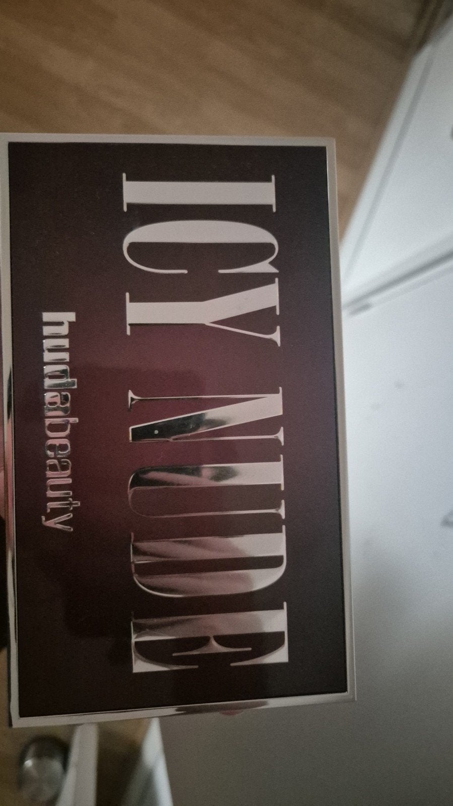Huda Beauty Icy Nude oogschaduwpalet, Gebruikt, Ophalen of Verzenden, Make-up, Overige kleuren