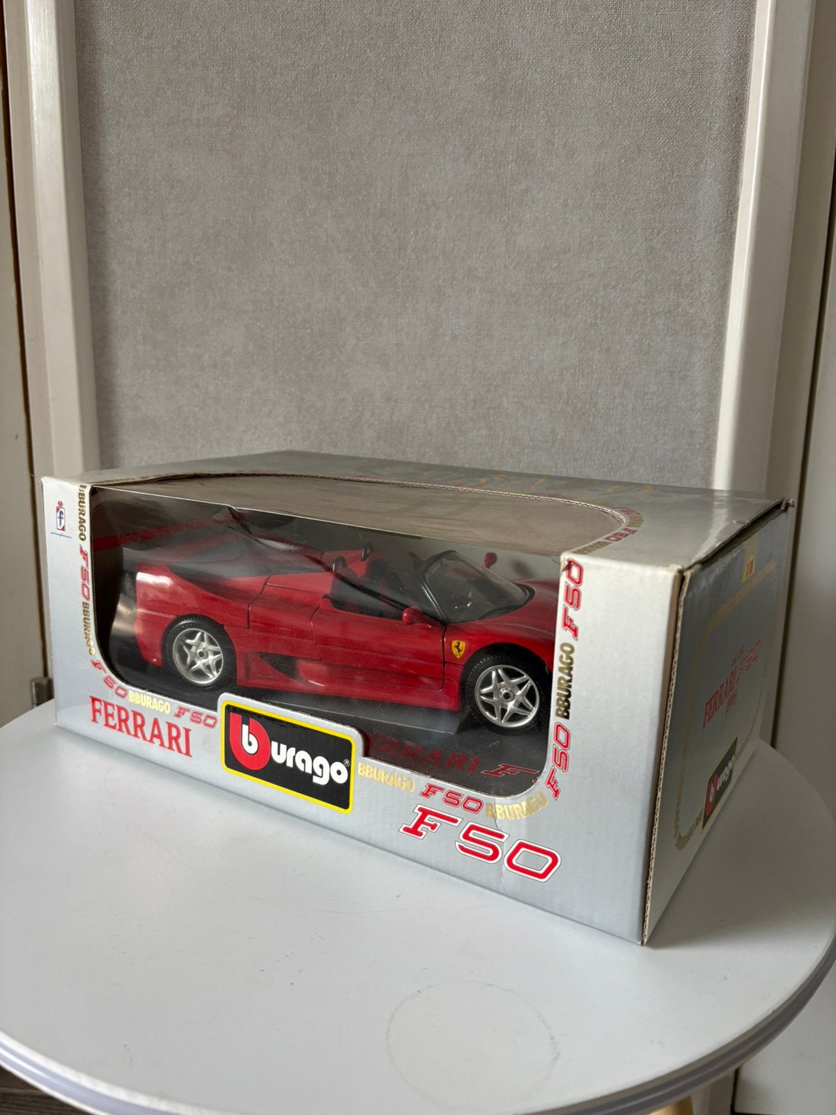 Burago Ferrari F50 vintage productiejaar 1995, Hobby en Vrije tijd, Ophalen of Verzenden, Zo goed als nieuw, Bburago