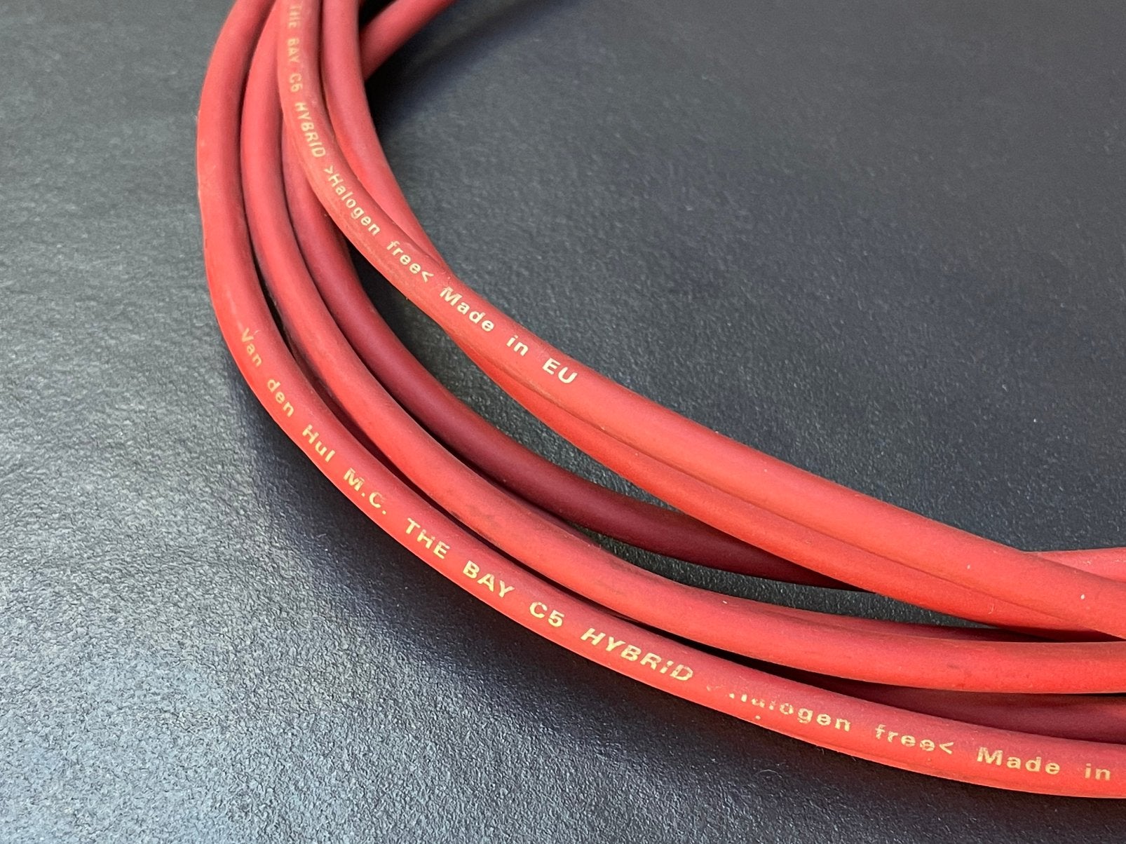 5.0m Van den Hul The Bay C5 subwoofer interlink RCA, Ophalen of Verzenden, Zo goed als nieuw, 5 tot 10 meter, Interlink-kabel