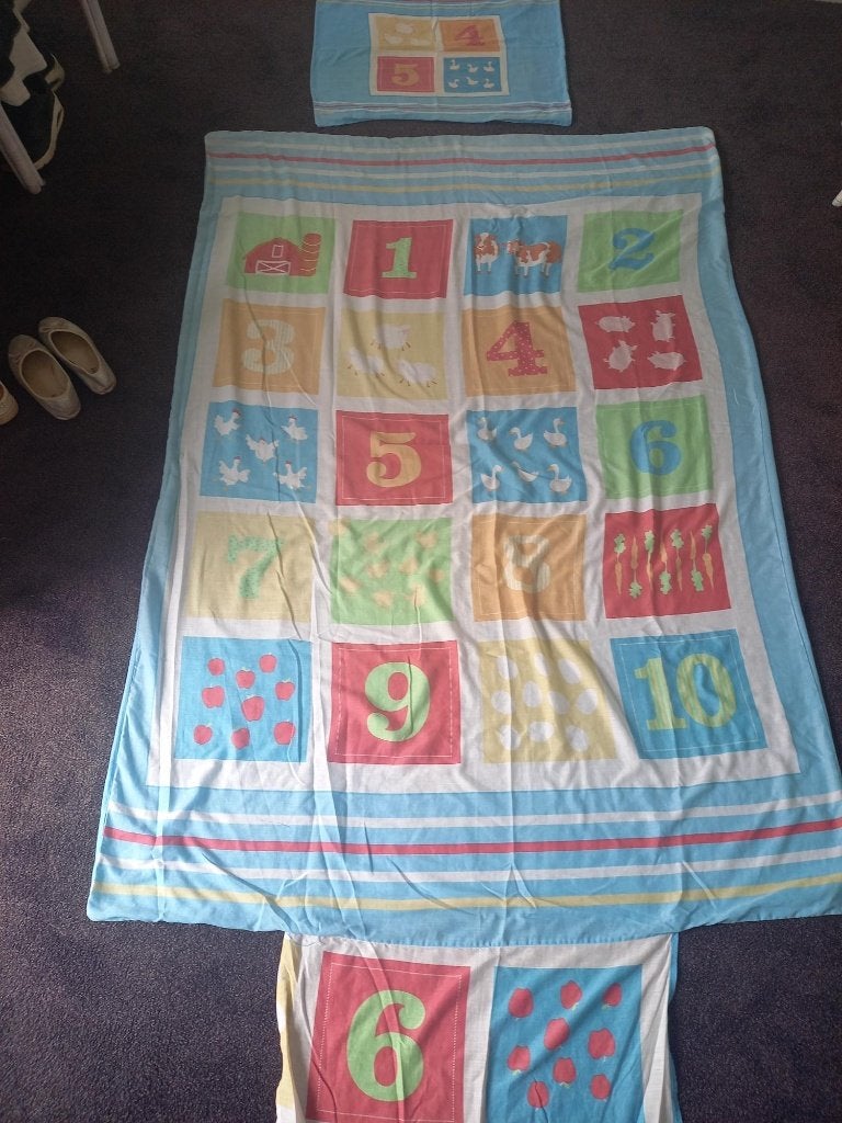 Kinderdekbedovertrek met kussensloop CIJFERS 140 * 200 cm, Gebruikt, Ophalen of Verzenden, Meerkleurig, Jongetje of Meisje