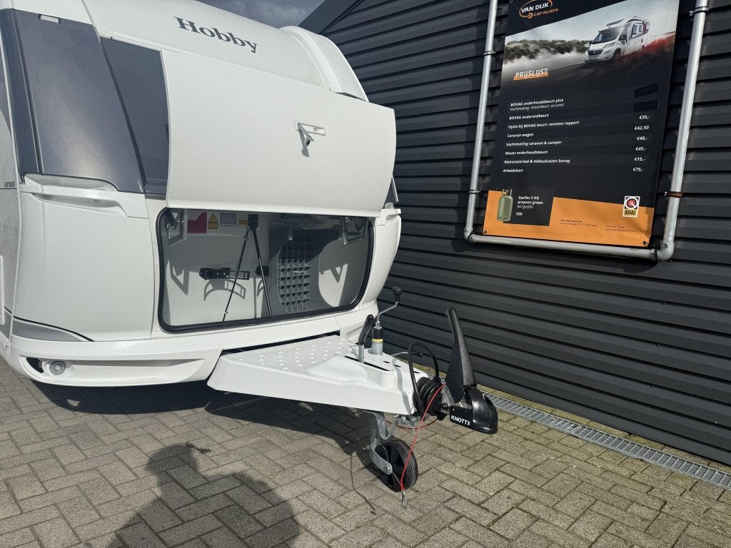 Hobby On Tour 470 kmf 2026 nieuw,stapelbed, zware as, Schokbreker, Standaardzit, Dwarsbed, Hobby
