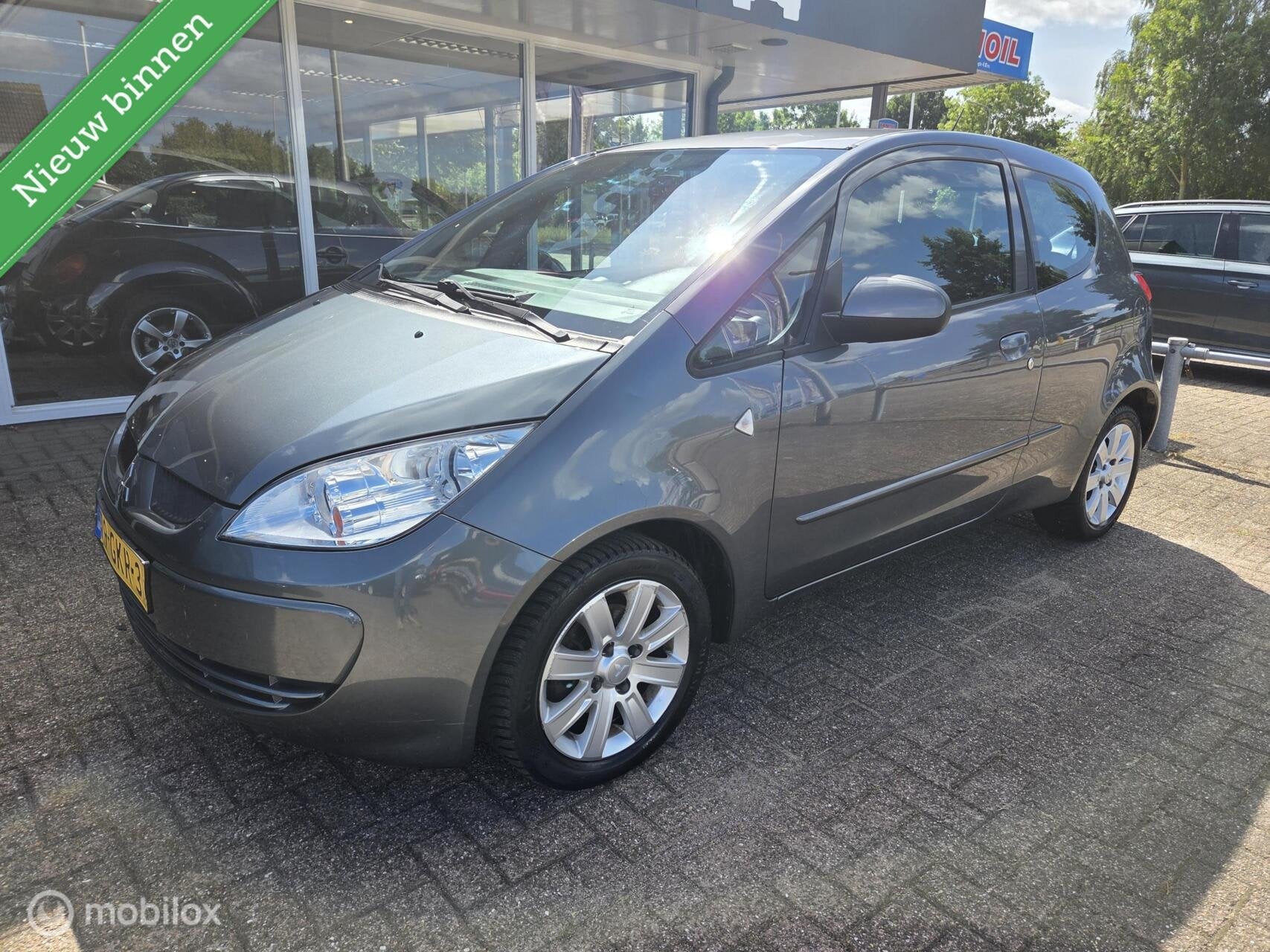 Mitsubishi Colt 1.3 Invite Automaat KM NAP Airco, Gebruikt, Colt, Origineel Nederlands, Bedrijf