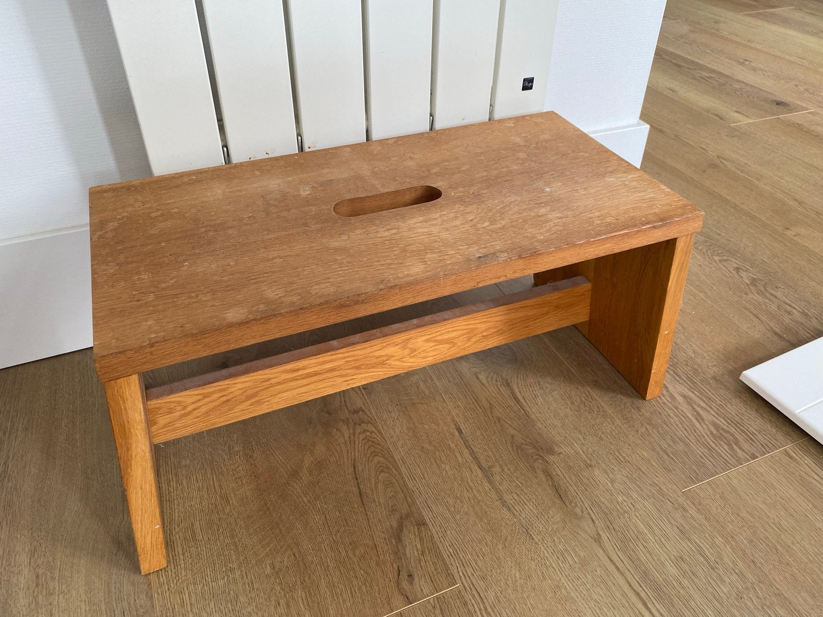 WOOOD eikenhouten krukje / opstapje - Stevig en Compact, Ophalen, Gebruikt, Hout