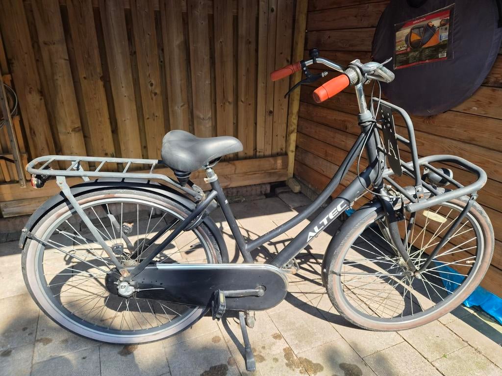 Stevige ALTEC transportfiets met voordrager, Fietsen en Brommers, Fietsen | Dames | Damesfietsen, Versnellingen, Ophalen, Overige merken