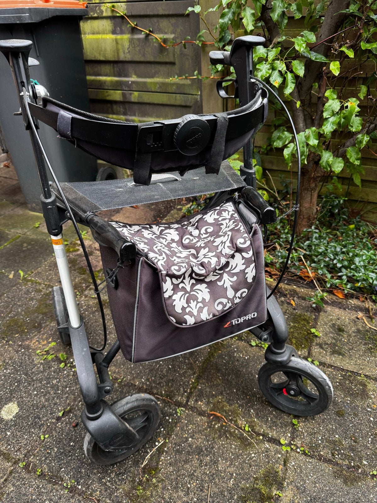 Rollator teab, Ophalen