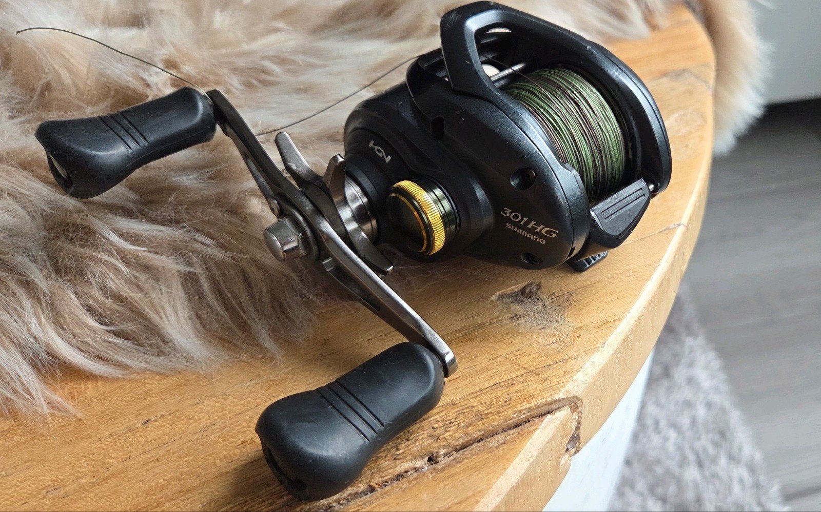 shimano curado 301hg incl lijn, Ophalen of Verzenden, Zo goed als nieuw, Molen