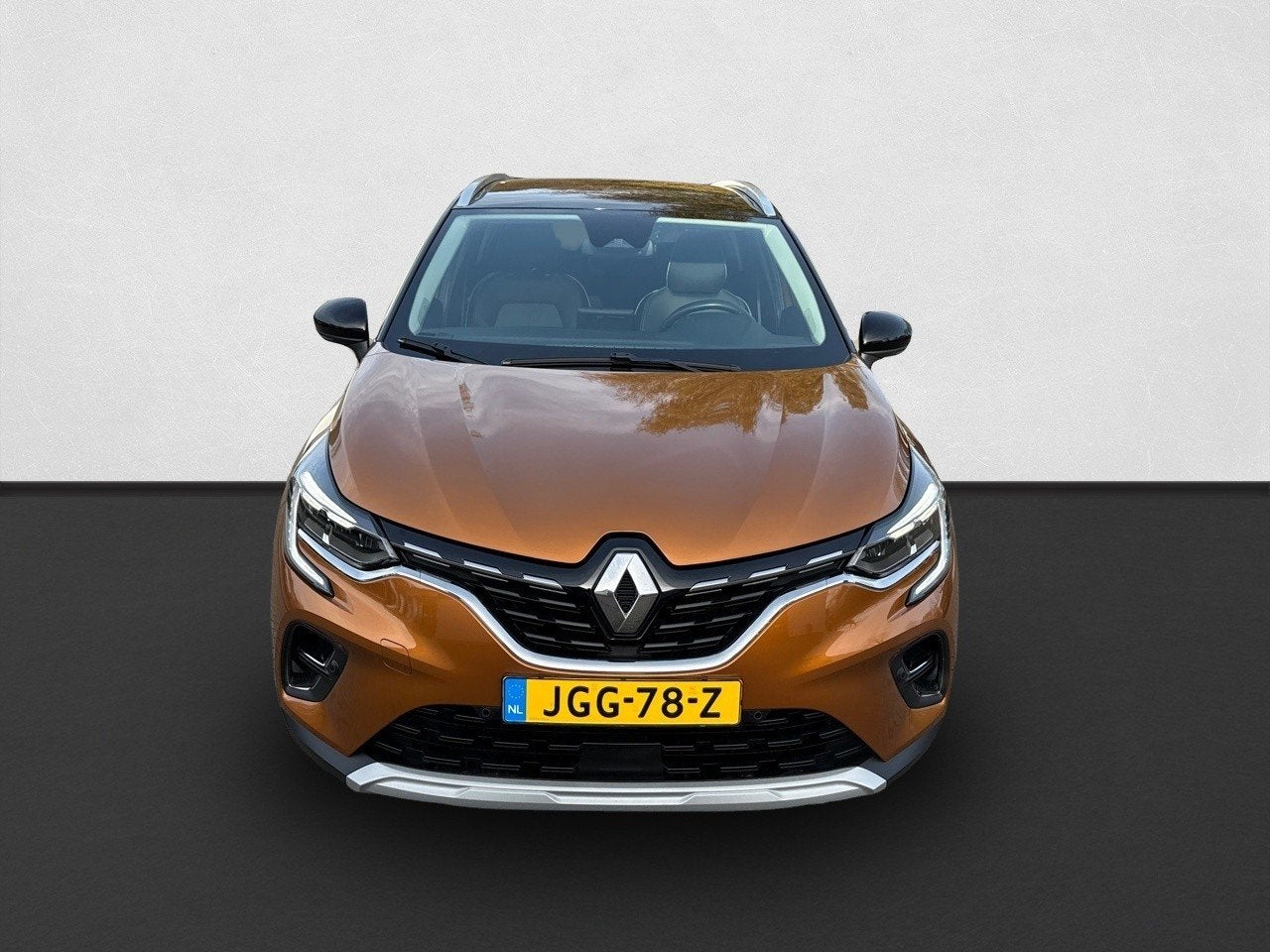 Renault Captur 1.6 E-Tech Plug-in Hybrid 160 Intens AUTOMAAT, Auto's, Renault, 77 km/l, Gebruikt, 750 kg, Leder en Stof