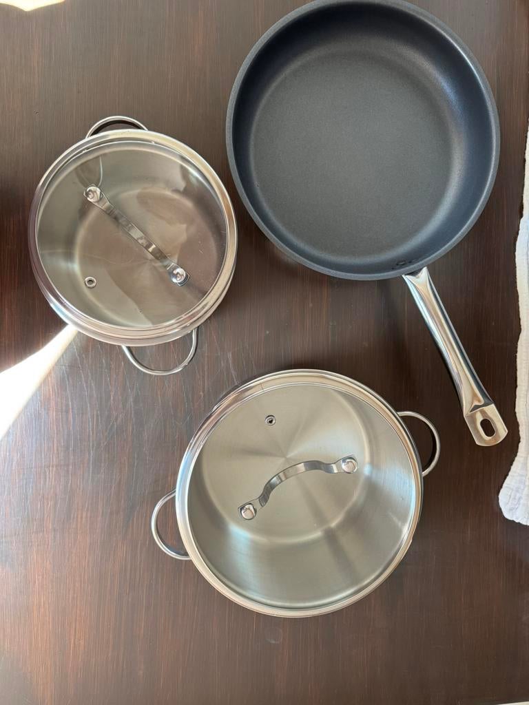 Nieuwe Berghoff pannenset te koop, Huis en Inrichting, Keuken | Potten en Pannen, Ophalen, Gebruikt, Rvs, Pannenset