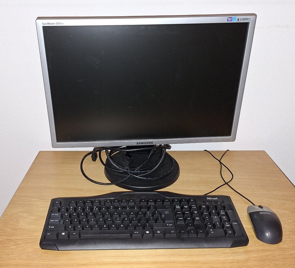 Linux PC, Met monitor, Gebruikt, HP >, SSD