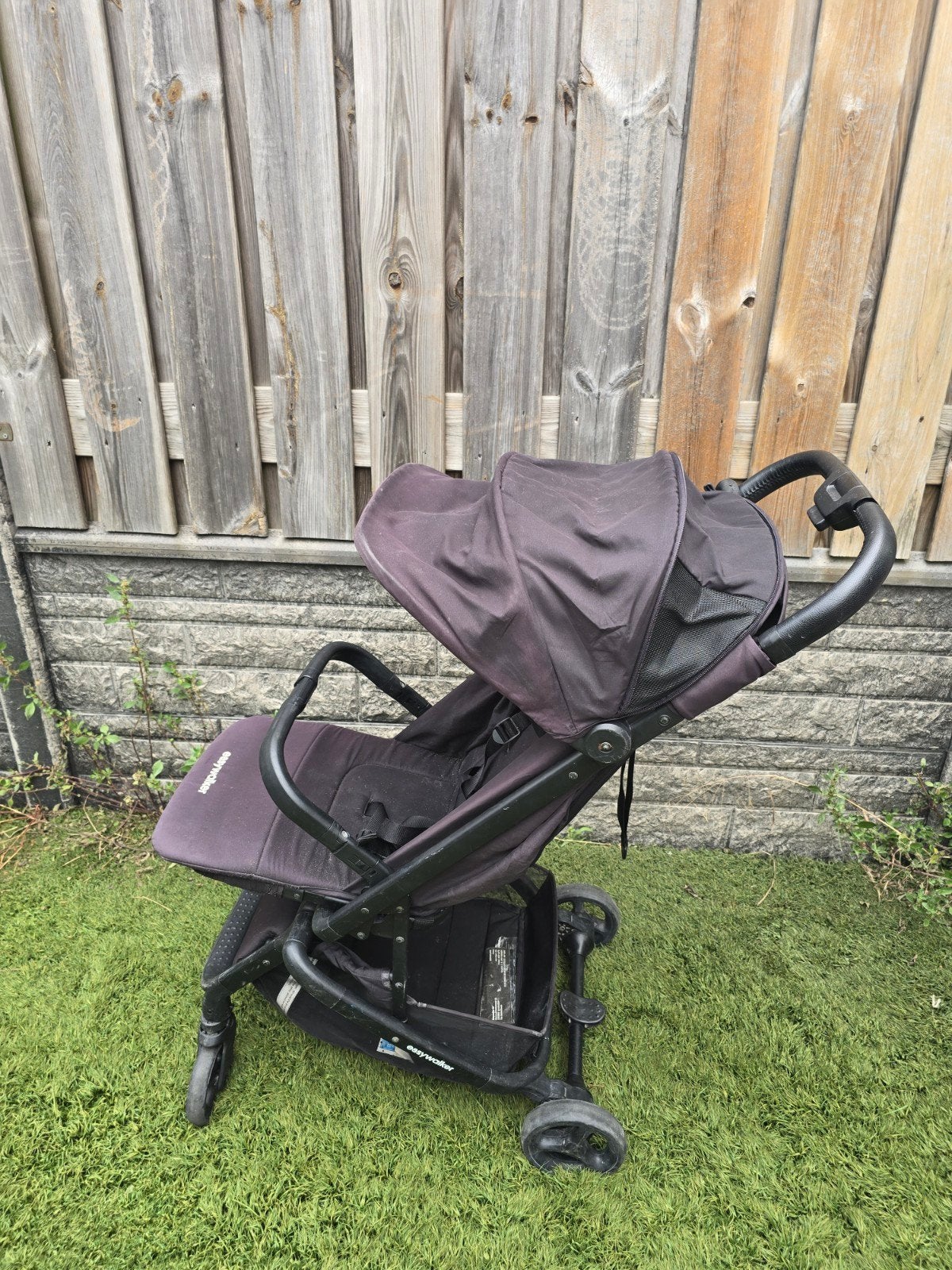 Easywalker miley 2 Buggy - Compact en Handig, Kinderen en Baby's, Ophalen of Verzenden, Gebruikt, Overige merken, Verstelbare rugleuning