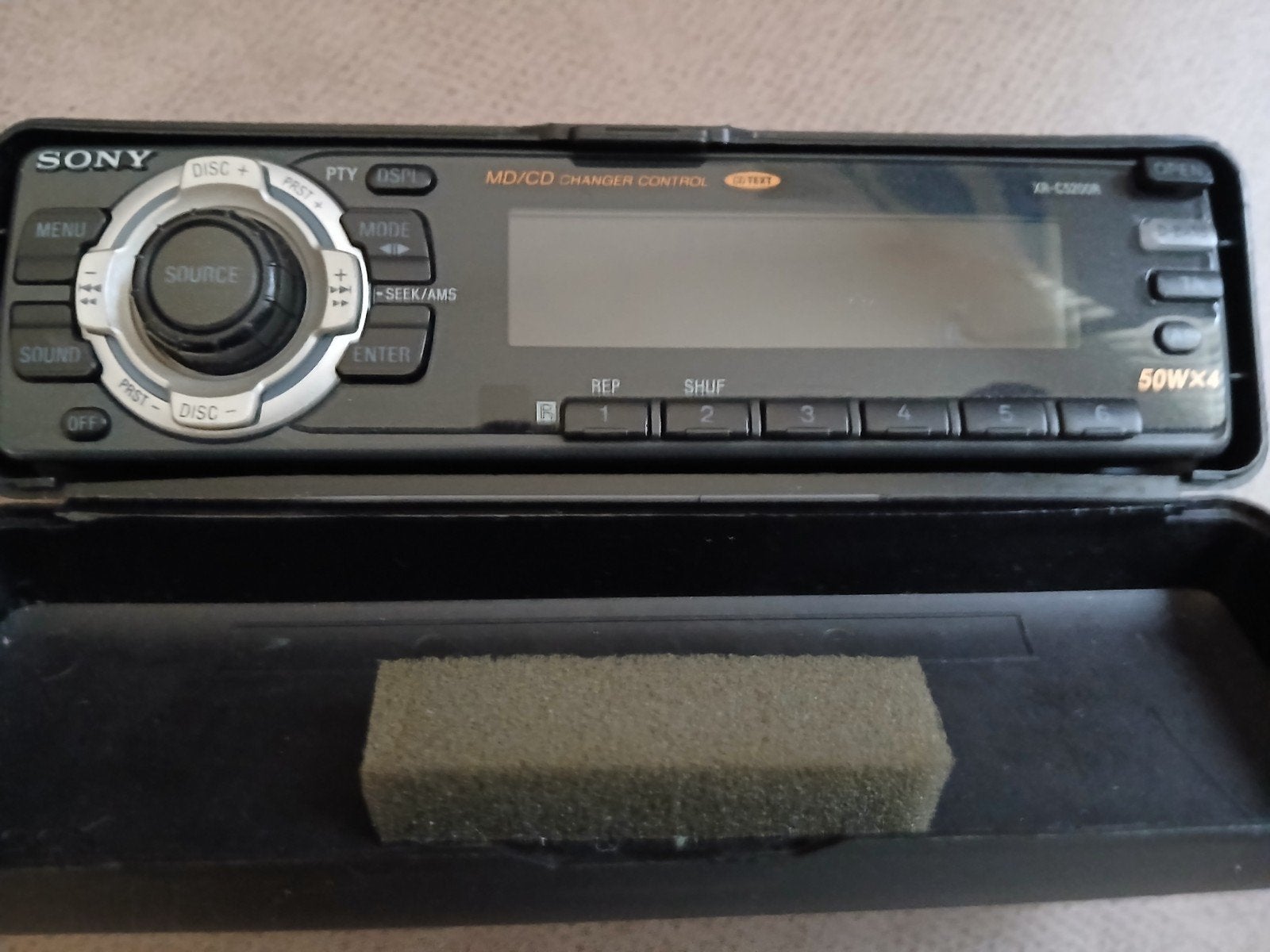 Sony Autoradio met CD-wisselaar en bedieningspaneel, Ophalen, Gebruikt