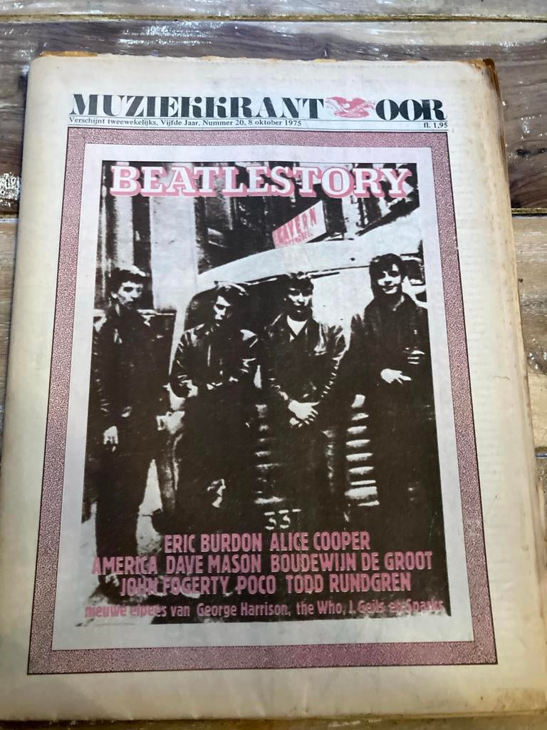 Muziekkrant OOR 1975 BEATLES America RUSTY YOUNG THin Lizzy, Ophalen of Verzenden, Gelezen, Muziek, Film of Tv