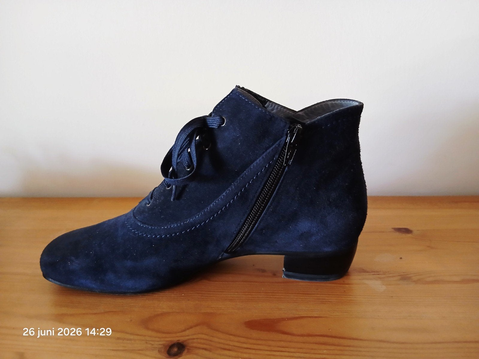 Vabeene maat 39 nieuwprijs 269.95€, Blauw, Lage of Enkellaarzen, Ophalen of Verzenden, Zo goed als nieuw