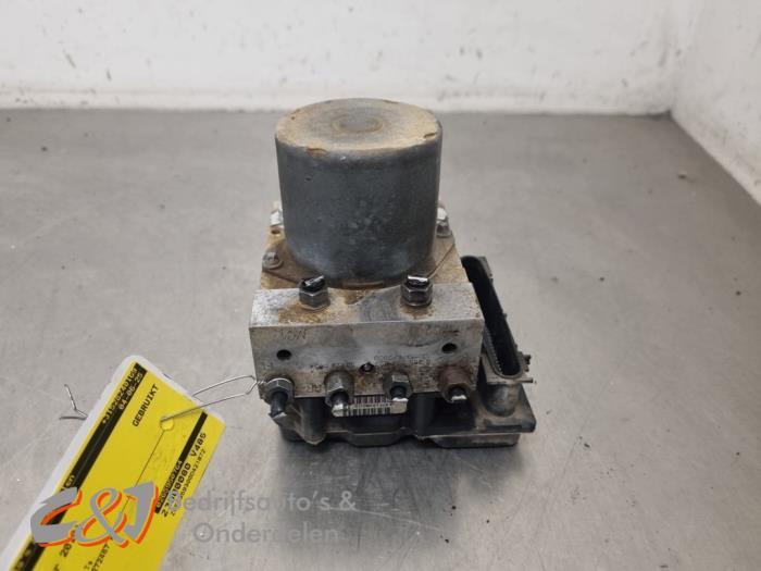 ABS Pomp van een Iveco Daily, Gebruikt, -, Overige automerken, -