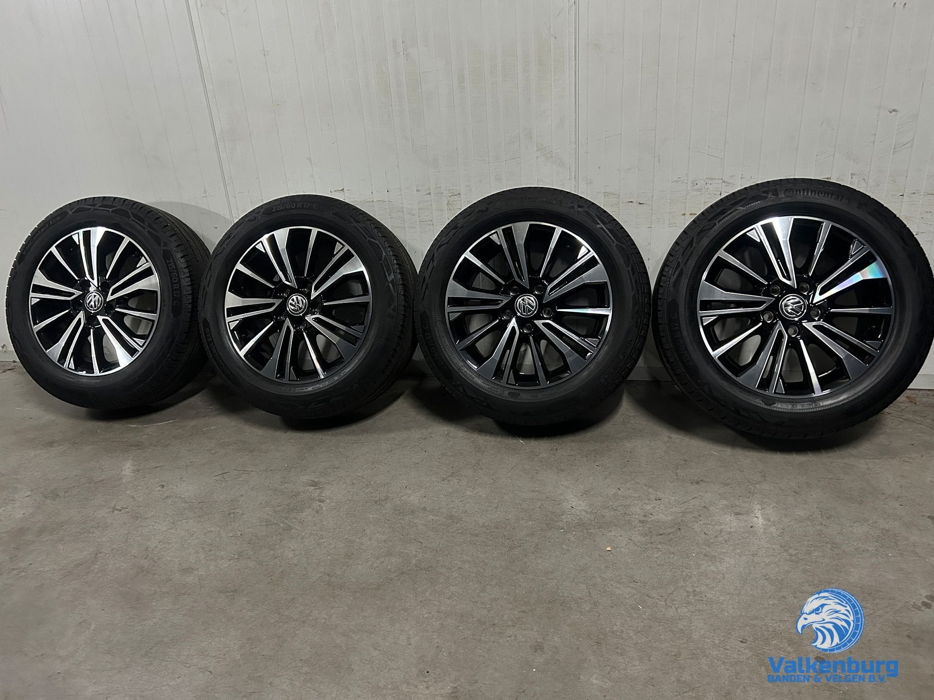 7-8mm! Originele VW Transporter T5 GP T6 T6.1 T7 Aracaju 17, -, -, Banden en Velgen, 17 inch