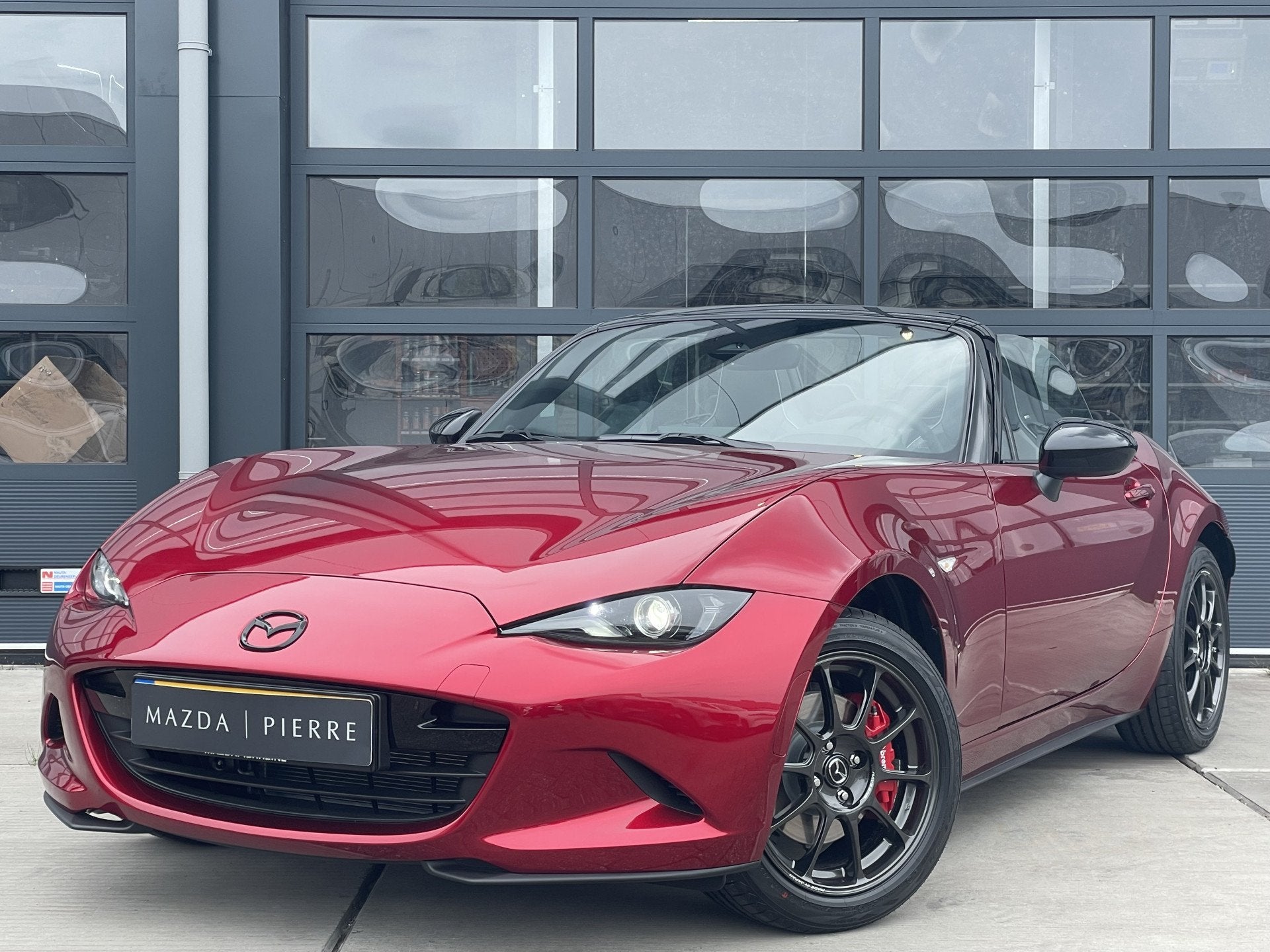 Mazda MX-5 1.5 SkyActiv-G 132 Homura | RECARO STOELEN | NAVI, Auto's, Achterwielaandrijving, Zwart, 4 cilinders, Cabriolet