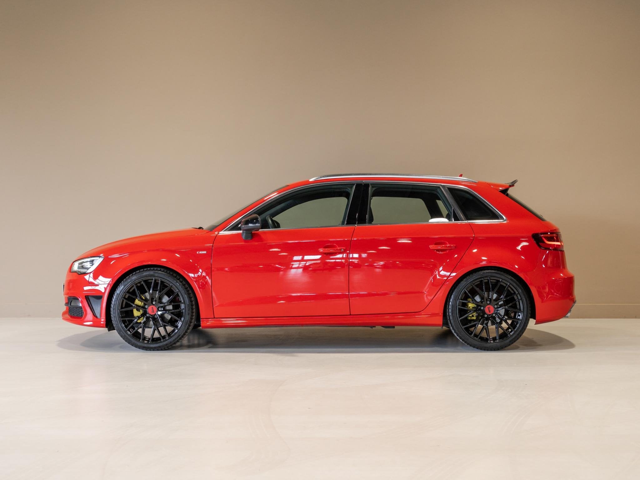 Audi A3 Sportback 1.4 TFSI CoD 2x S-Line / 140pk / Stoelverw, Automatische klimaatregeling, Gebruikt, Met garantie (alle), Geïmporteerd