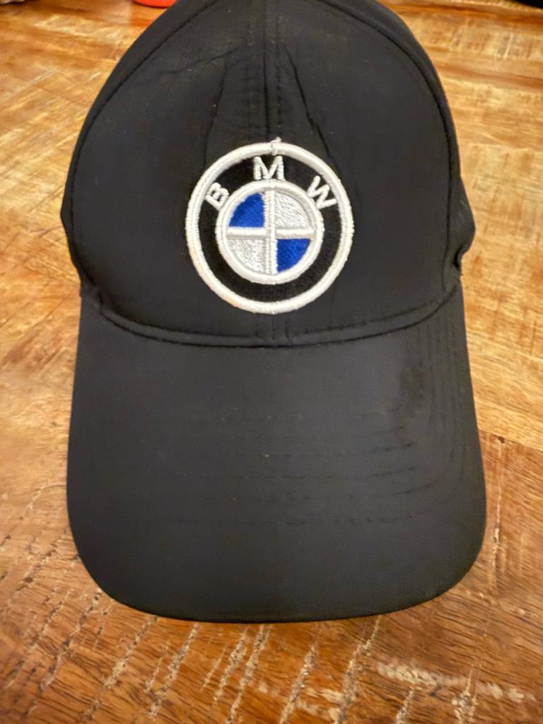 Zwarte BMW Pet - Zo goed als nieuw, Ophalen of Verzenden, Zo goed als nieuw, One size fits all, Pet