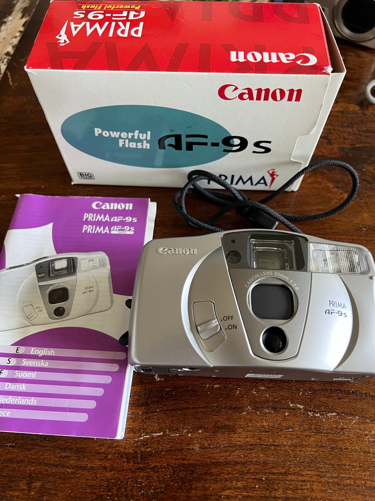 Canon Prima AF-9s Compact Camera met krachtige flitser, Audio, Tv en Foto, Fotocamera's Analoog, Ophalen of Verzenden, Zo goed als nieuw