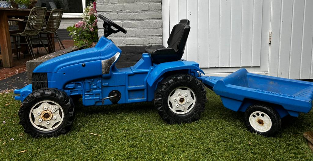 Blauwe traptractor met aanhanger, Ophalen, Gebruikt
