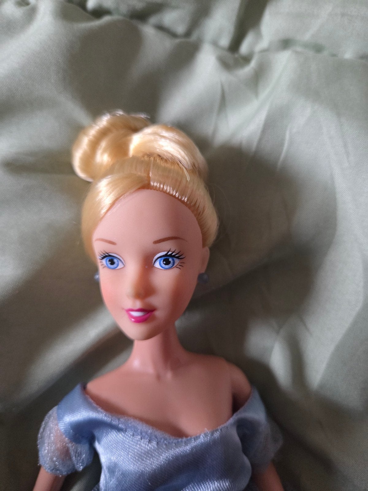 Disney Assepoester pop in nieuwstaat, Verzamelen, Ophalen of Verzenden, Assepoester of Belle, Zo goed als nieuw, Beeldje of Figuurtje