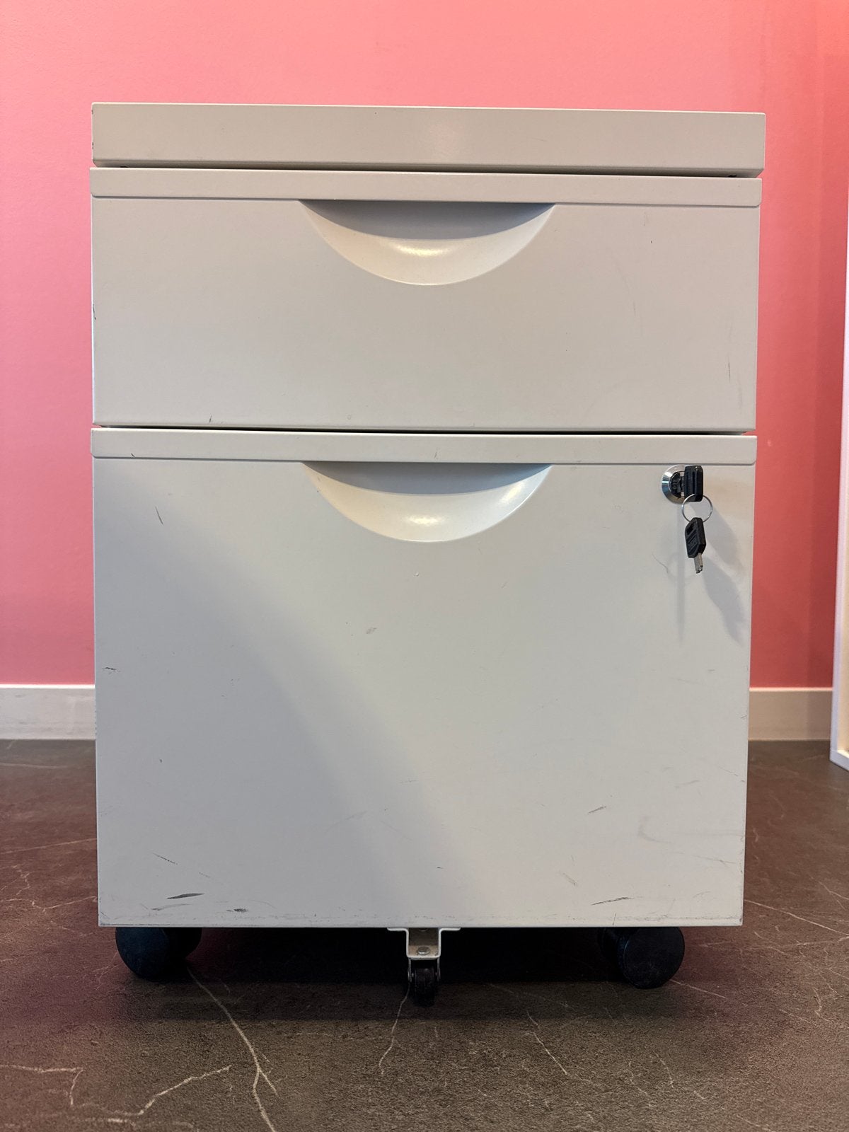Verrijdbaar ladeblok met 2 laden en slot Ikea, Ophalen, Minder dan 50 cm, Gebruikt, Meerdere deuren