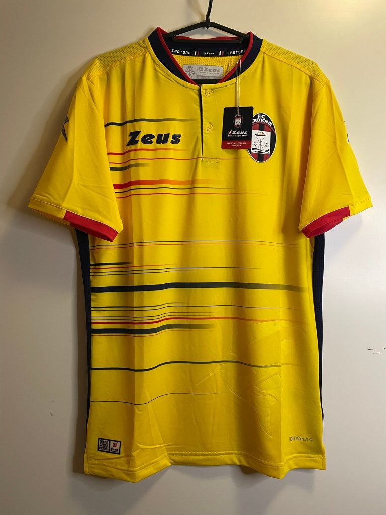 Crotone FC Zeus Voetbalshirt Nieuw Maat M, Zeus, Maat 48/50 (M), Geel, Nieuw