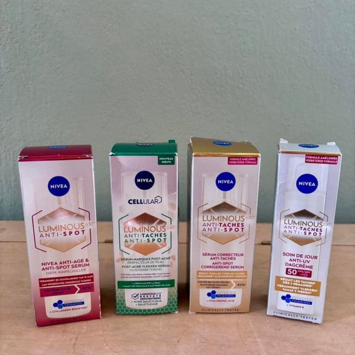 Splinternieuwe Nivea Luminous630 Anti-Spot Set (4-delig), Ophalen of Verzenden, Nieuw, Gehele gezicht, Verzorging