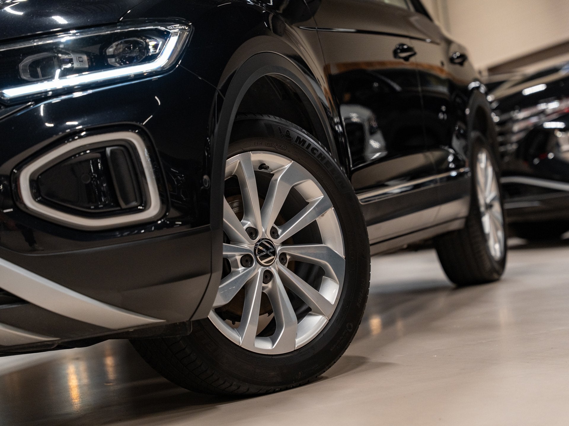 Volkswagen T-Roc 1.5 TSI 150PK Style Business, Facelift, Vir, Dealer onderhouden, Zwart, 4 cilinders, 150 pk