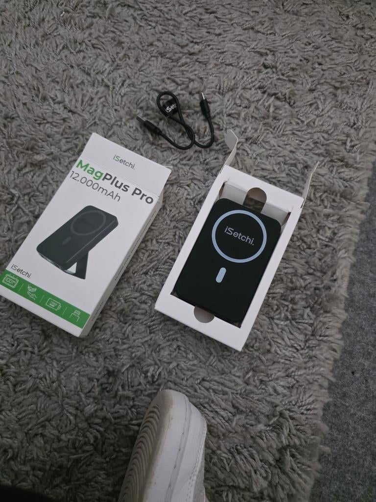 iSetchi  12.000mAh Magsafe powerbank MOET WEG, Ophalen, Zo goed als nieuw, ISetchi