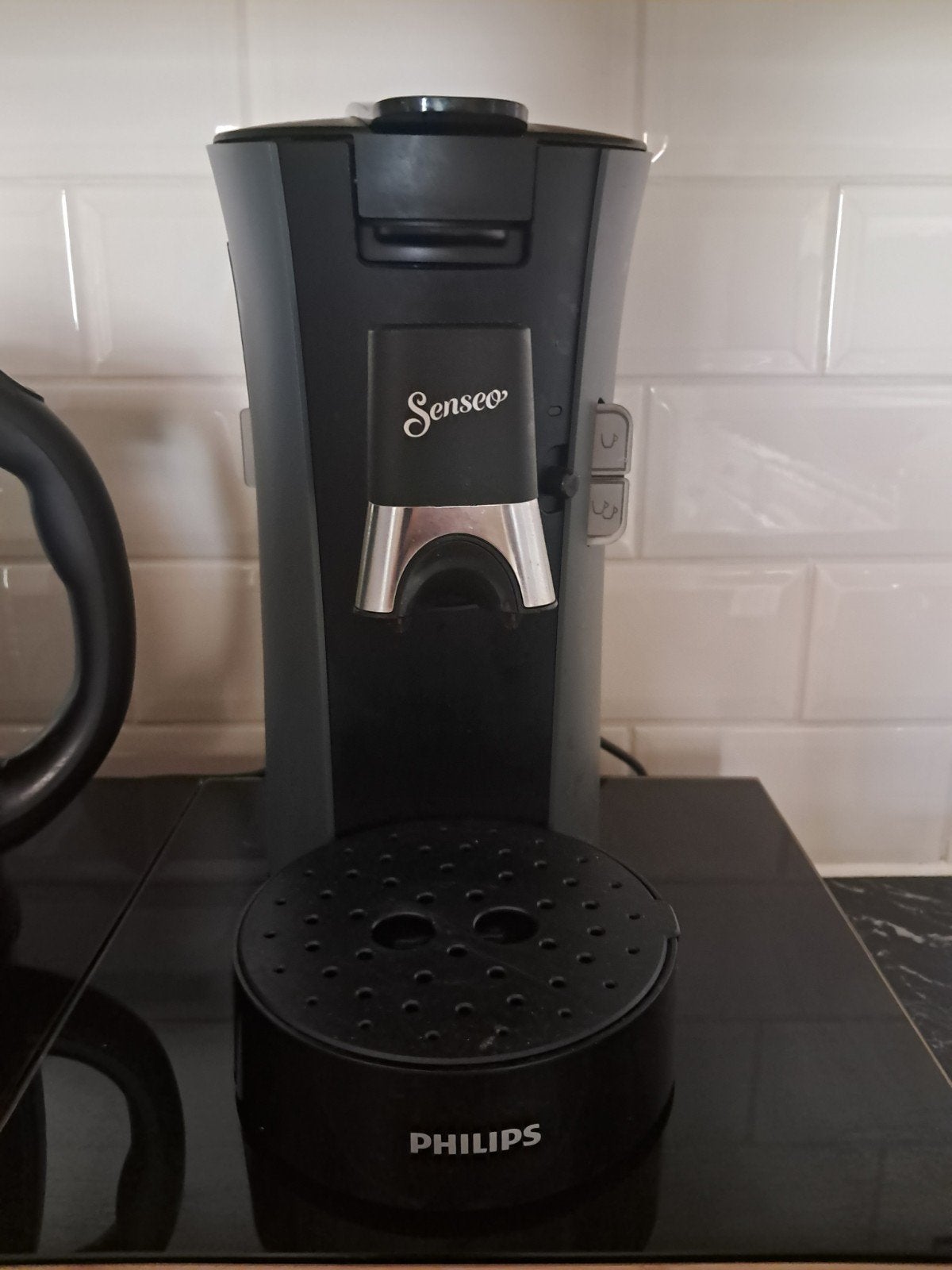 Goed werkende en netjes uitziende senseo, Witgoed en Apparatuur, Koffiezetapparaten, Ophalen, Zo goed als nieuw, Koffiemachine