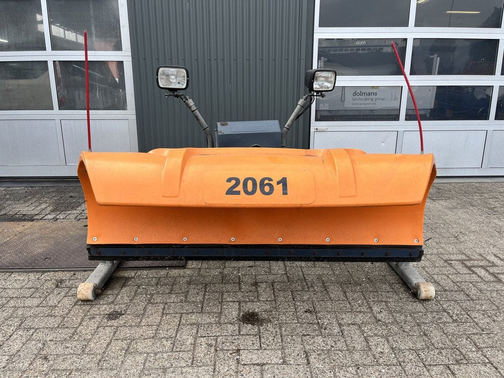 NIDO SNK180 Sneeuwploeg Sneeuwschuif SNK180 Werklampen Pomp