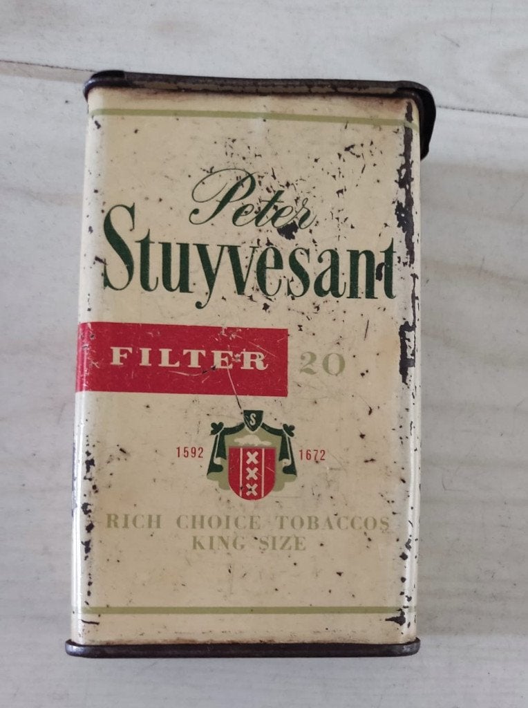 Vintage bewaarblikje voor Peter Stuyvesant filtersigaretten, Antiek en Kunst, Ophalen