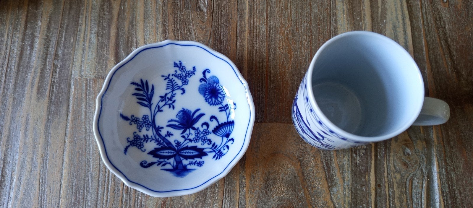 Beker en kom Zwiebelmuster, Antiek en Kunst, Antiek | Servies los, Ophalen of Verzenden
